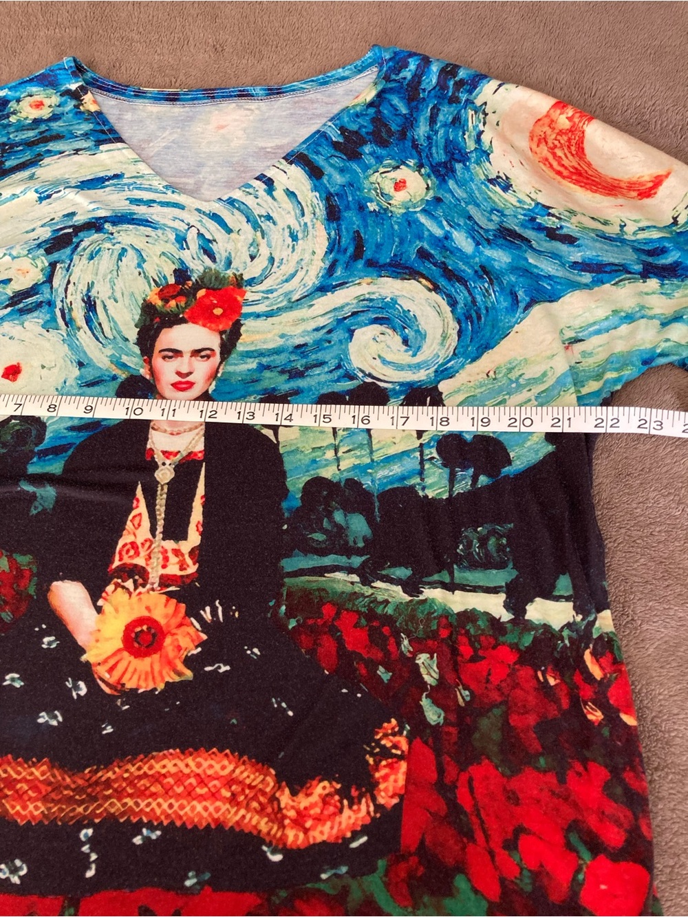 Frida Kahlo and Starry Night V-Neck Women’s T-shirt in Blue and Red - Picture 4 of 7